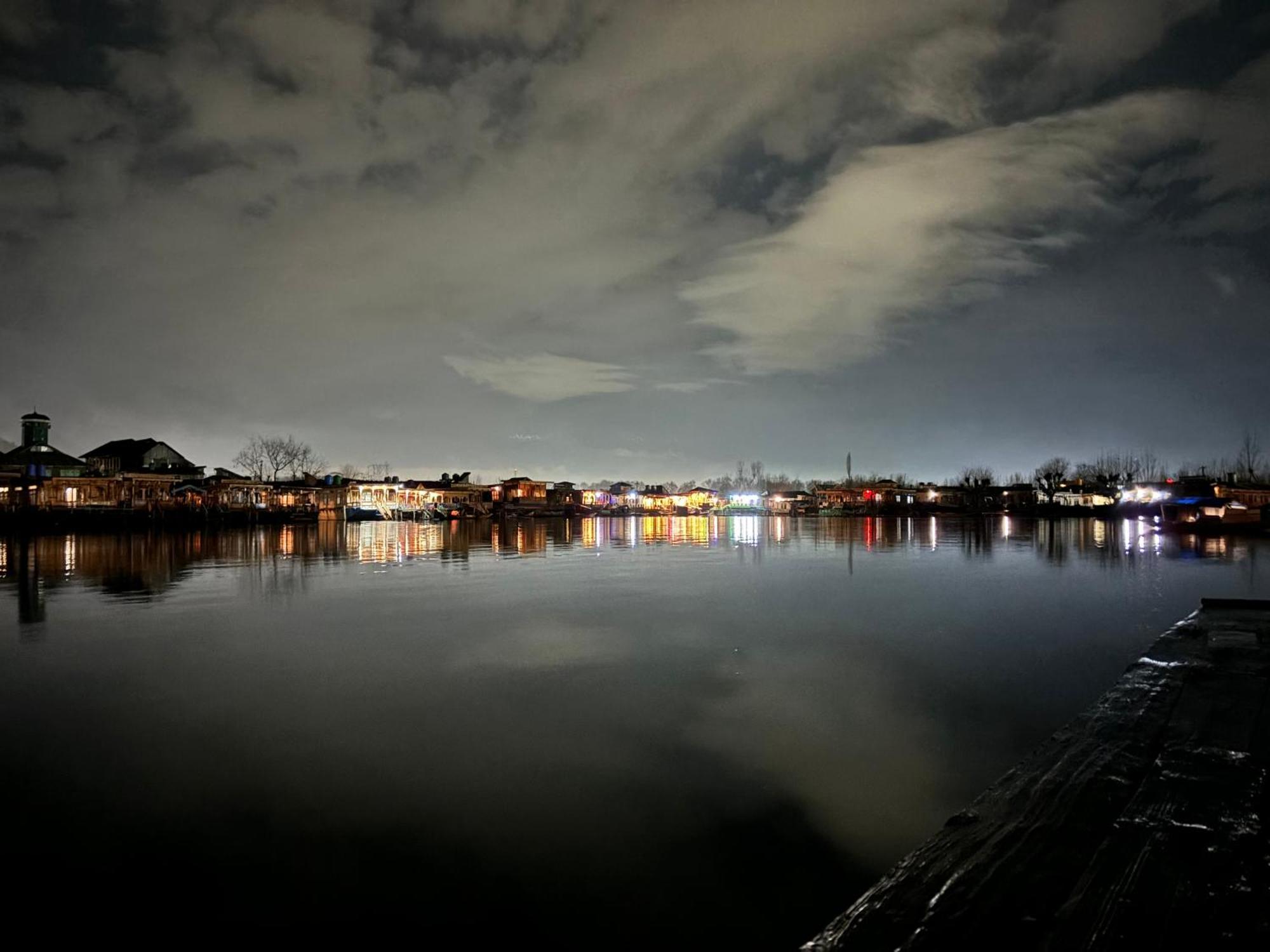 The Badyari Palace Houseboats Srīnagar Екстериор снимка